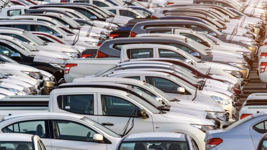 Panduan Membeli Mobil Bekas Secara Online di Indonesia