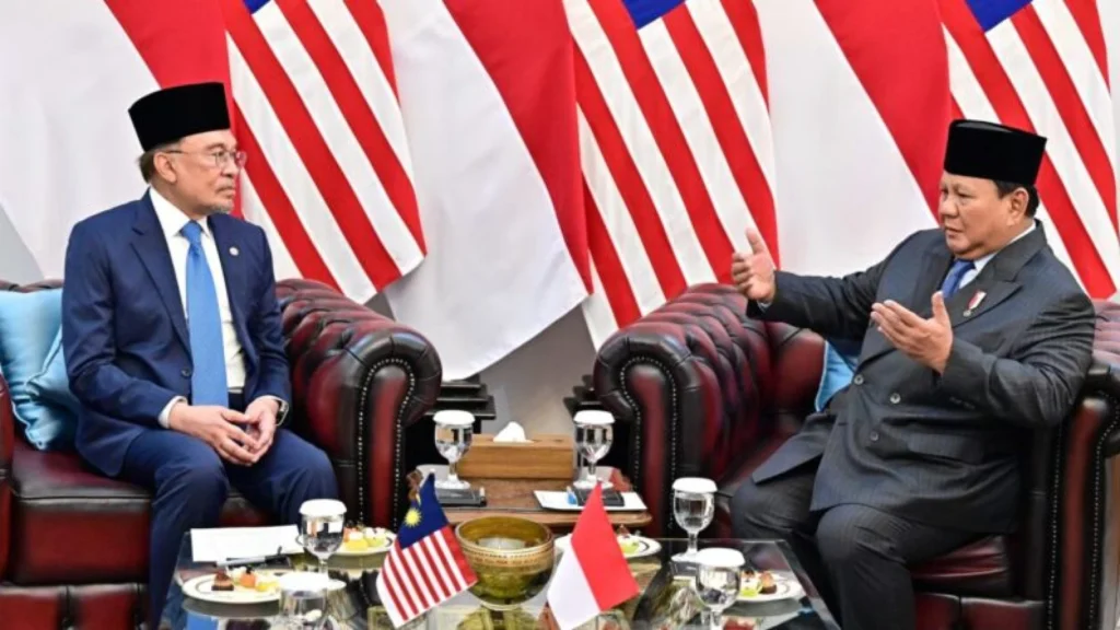 Presiden Prabowo dan PM Anwar Bertemu, Bahas Peran ASEAN dan Stabilitas Kawasan