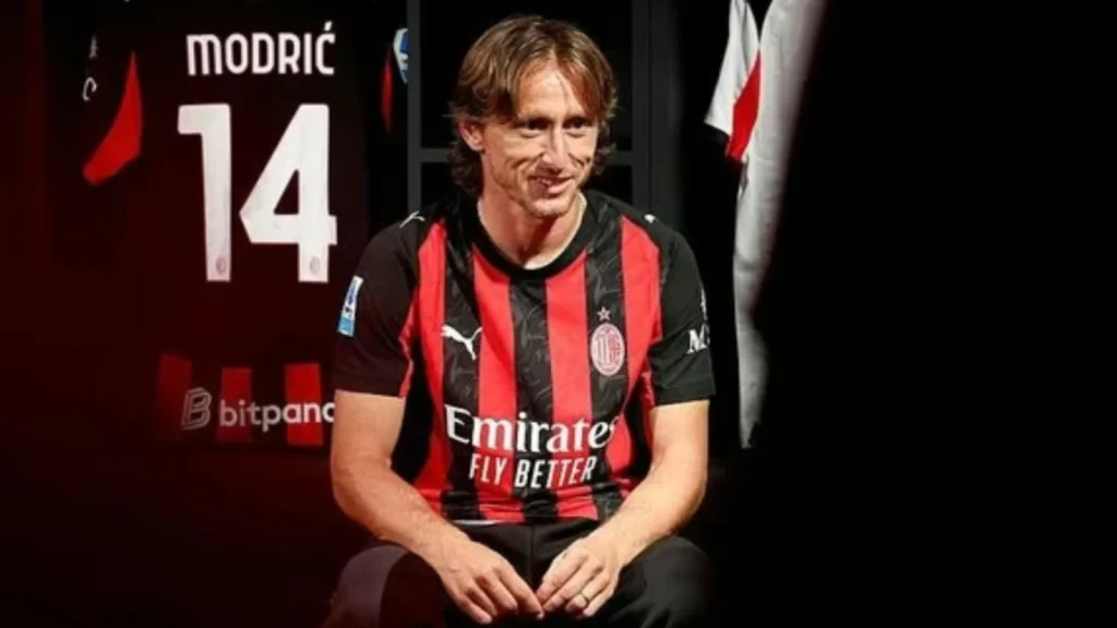 Luka Modric Resmi Bergabung dengan AC Milan: Awal Baru di Usia 39 Tahun