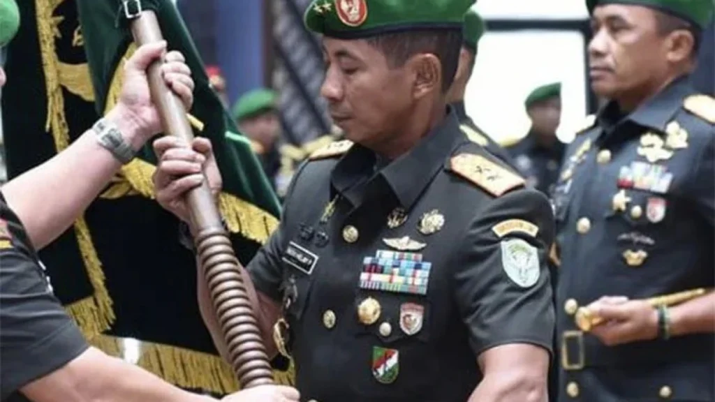 Penarikan Letjen Novi Helmy Prasetya dari Perum Bulog: Kronologi dan Dampaknya