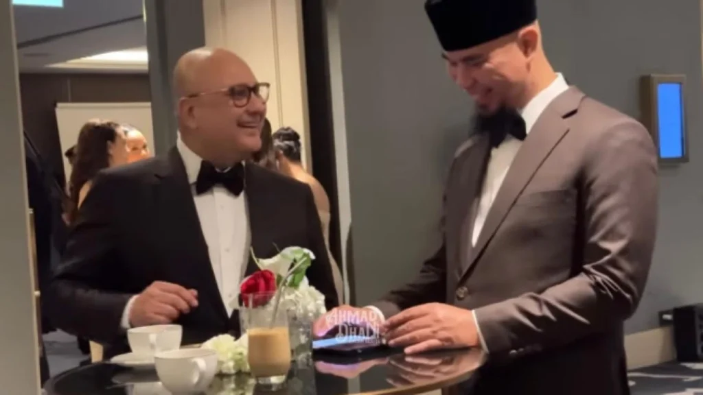 Ahmad Dhani Minta Maia Estianty Hentikan Pembicaraan Masa Lalu
