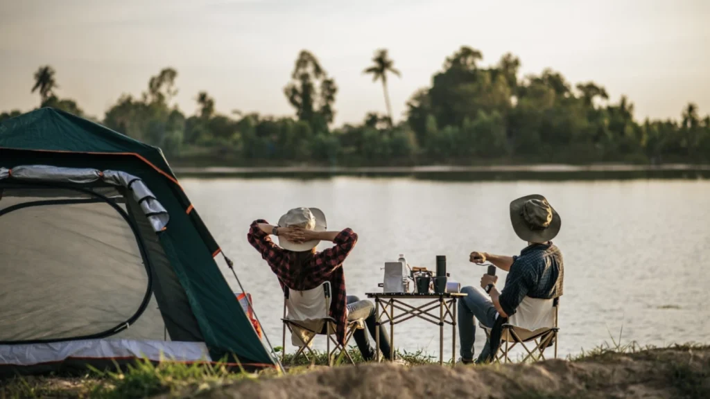 Menjelajahi Spot Camping Terbaik di Pulau Jawa