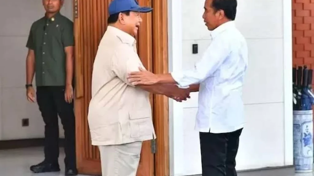 Pertemuan Prabowo dan Jokowi: Silaturahmi dan Diplomasi Internasional