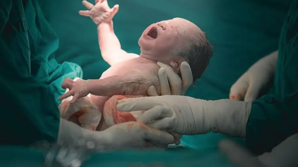 Delapan Bayi Lahir Sehat dengan Teknik IVF Baru yang Menggunakan DNA Tiga Orang