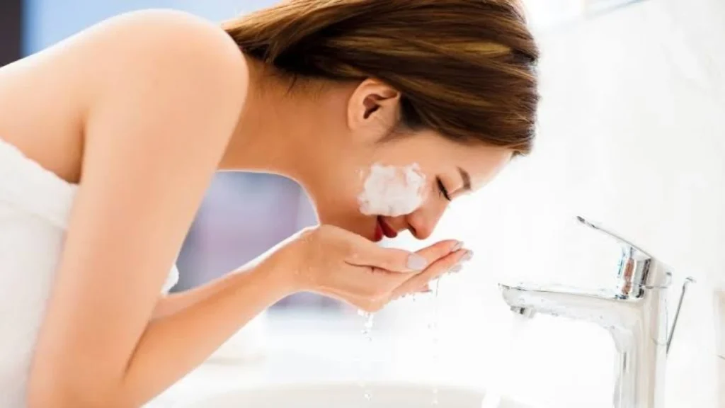 Rekomendasi Face Wash Lokal untuk Setiap Jenis Kulit