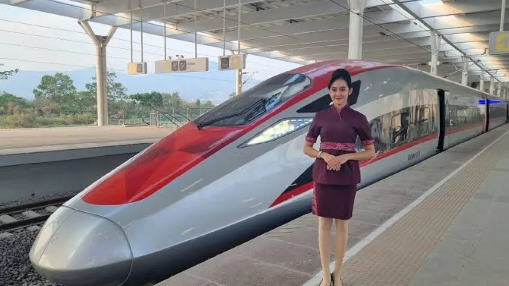 Kerugian Proyek Kereta Cepat Whoosh Capai Rp1 Triliun di Semester Pertama 2025