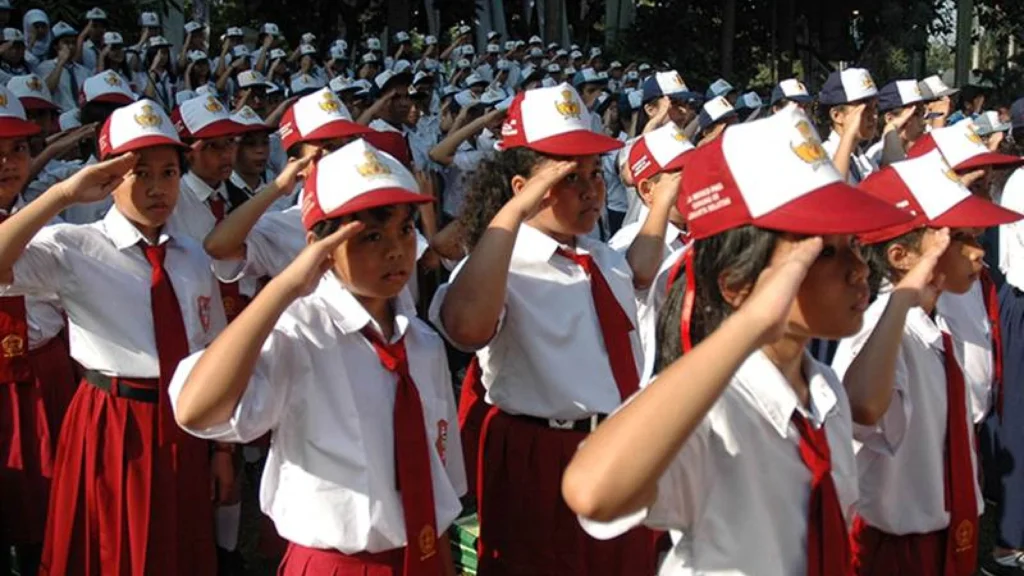Imbauan Istana untuk Hentikan Aktivitas Selama Pengibaran Bendera Merah Putih