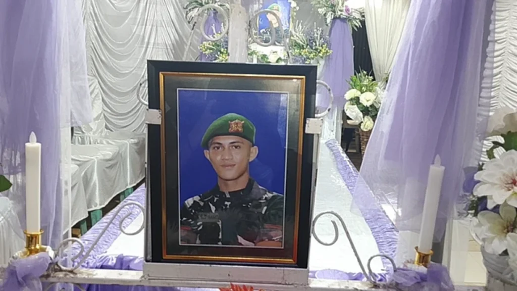 Kasus Kematian Prada Lucky: Dugaan Penganiayaan Picu Amarah Keluarga dan Masyarakat