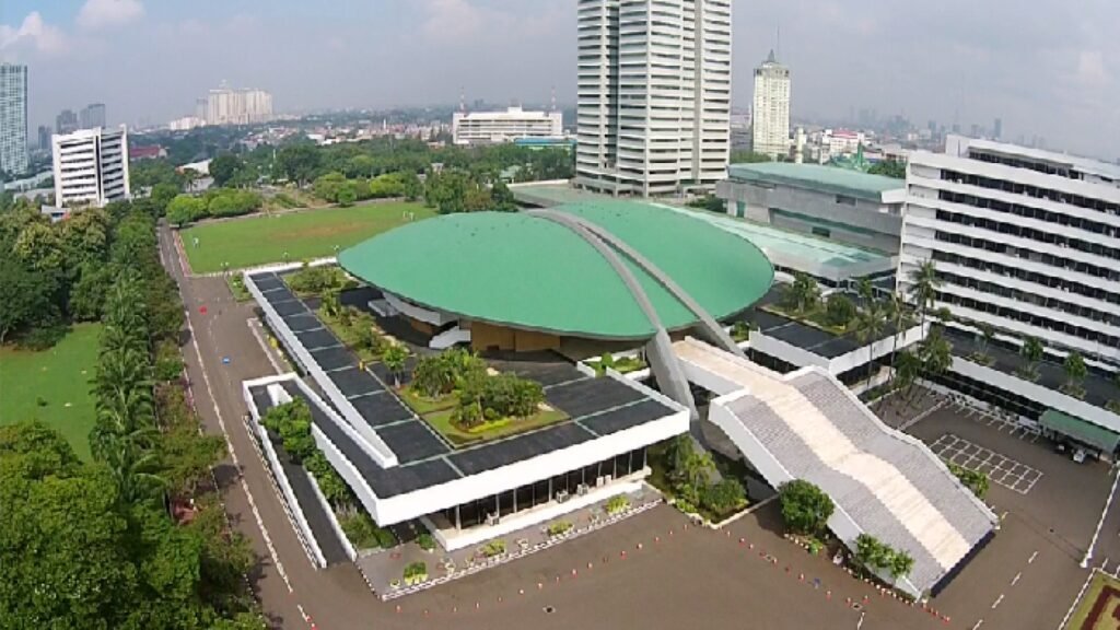 DPR Hentikan Tunjangan Perumahan Anggota Mulai 2025, Ini Tuntutan Masyarakat